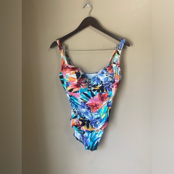 Le Belle Floral Tropical Shape Solving One Piece Bathing Suit - Picture 1 of 6